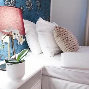 https://city-living.find-stockholm-hotels.com